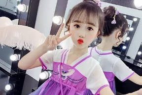 Phá tường bê tông tại Tân Bình, TPHCM