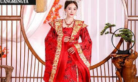 Tháo dỡ nhà kho tại Hóc Môn, TPHCM