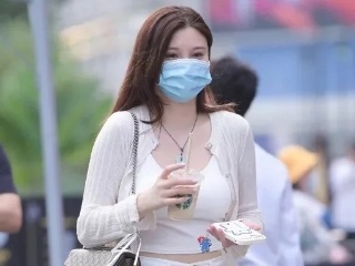 Thuê máy xúc bánh xích tại Tân Phú, TPHCM